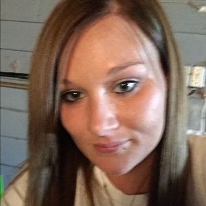 Meet your Posher, Lindsey